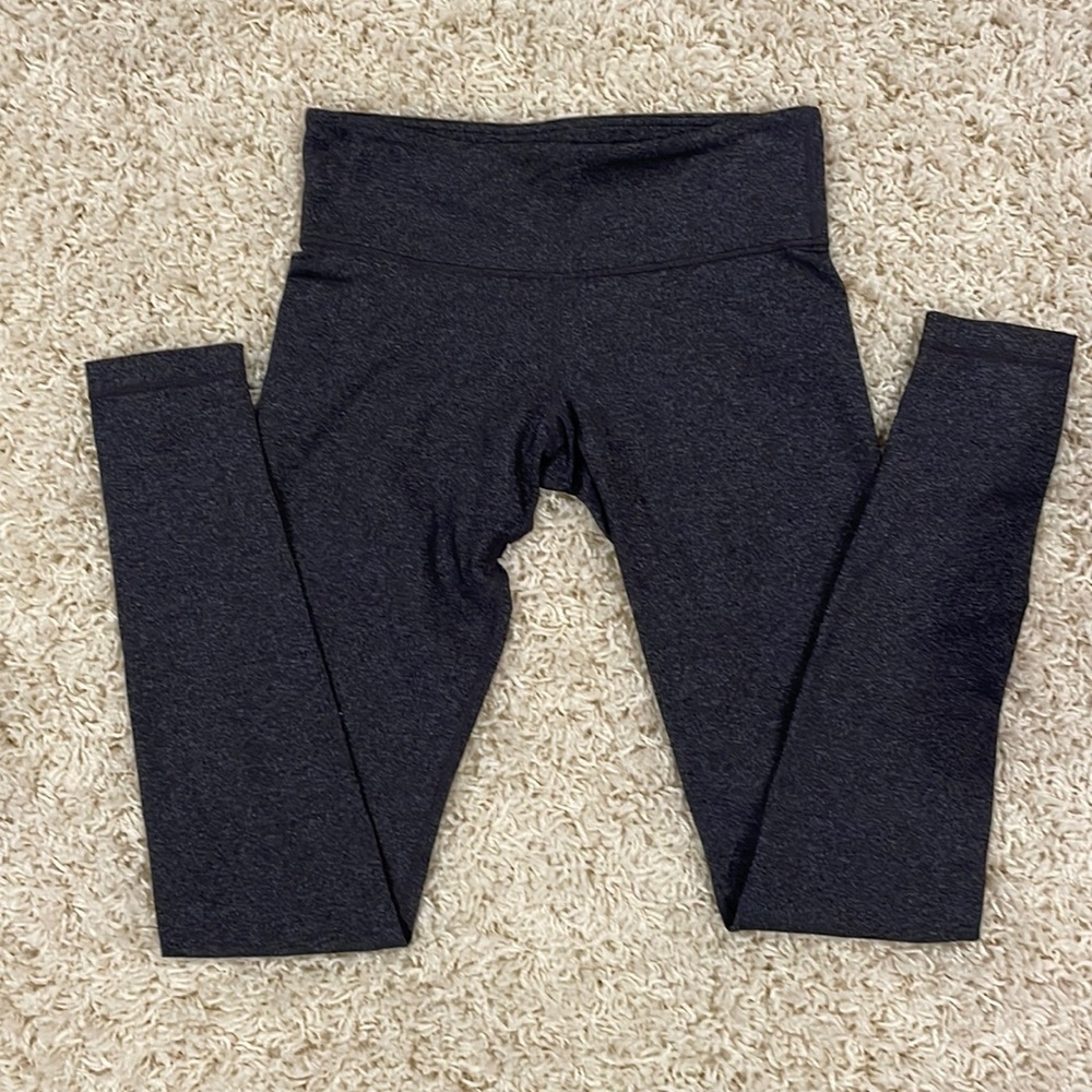 Lululemon CLOSET CLEAN OUT- Leggings size 6